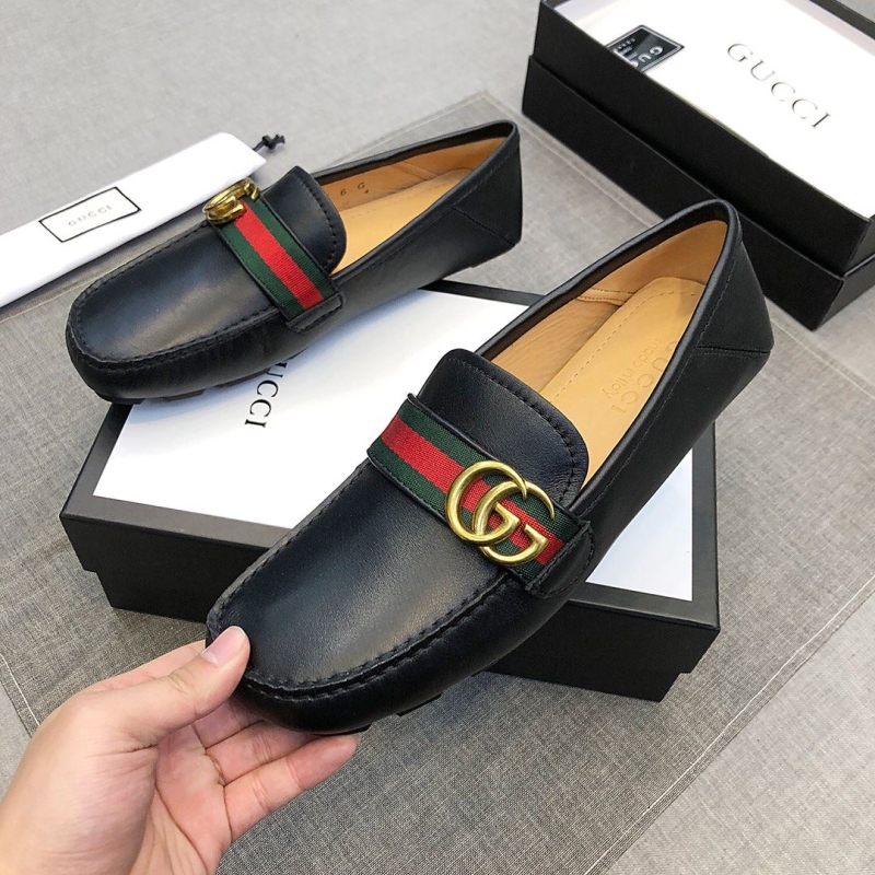 G*u*i leather shoes
